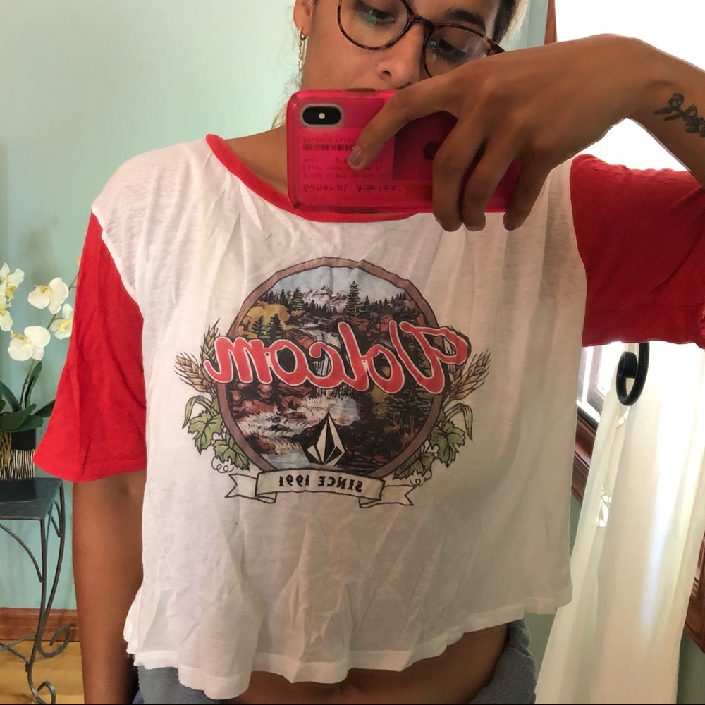 Cropped Volcom Logo Tee